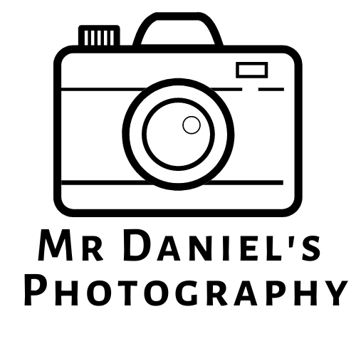 Photographer-In-Lisbon-Mr-Daniels-Photography-logo.jpg