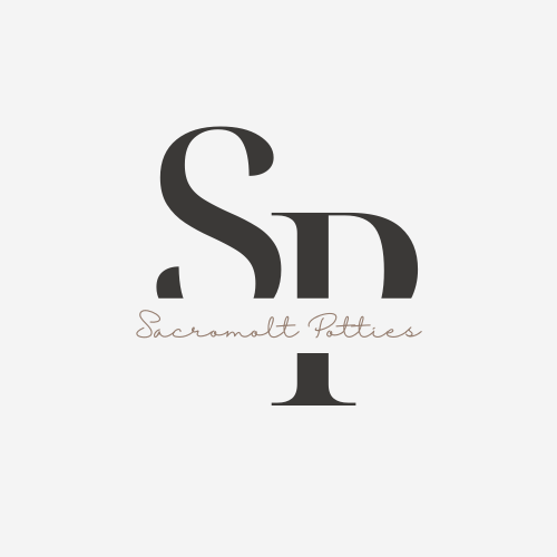 Sacromolt-Potties-Logo.png